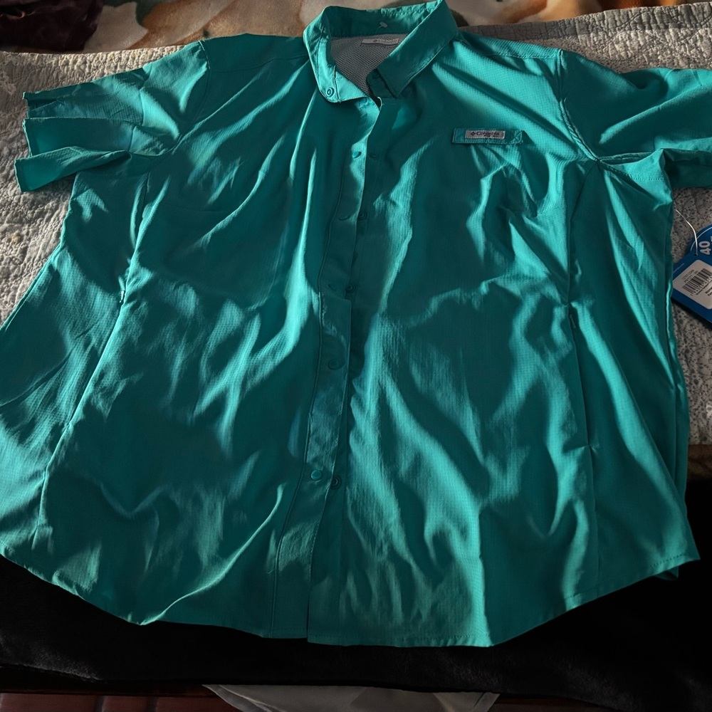 Columbia Women's Teal Short Sleeve Blouse